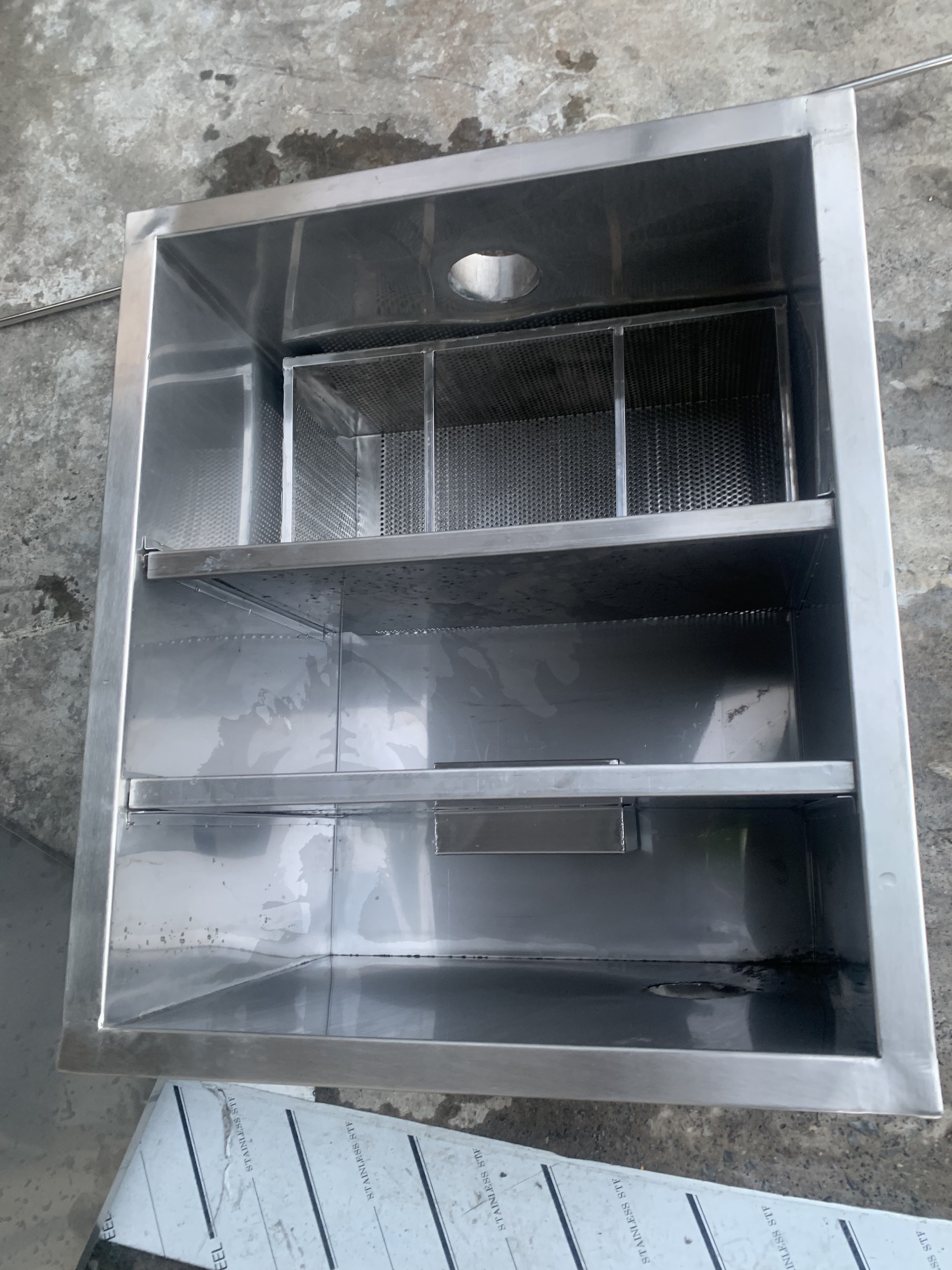 bể tách mỡ inox