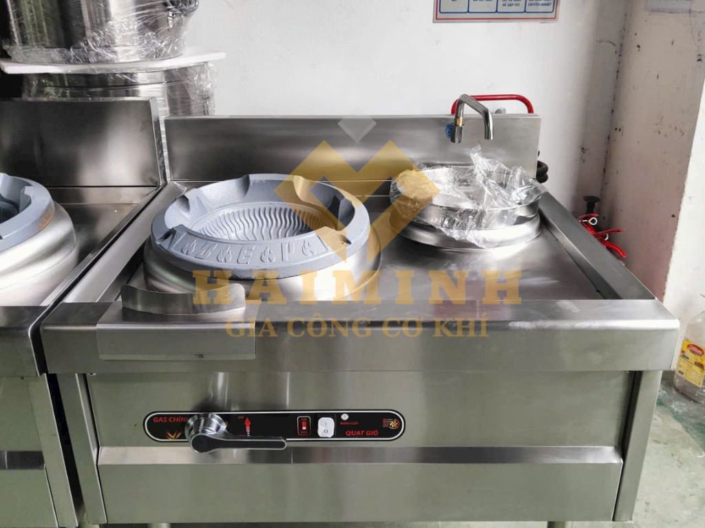 Khi nào nên chọn bếp Á cho nhà hàng Khi nào nên chọn bếp Á cho nhà hàng