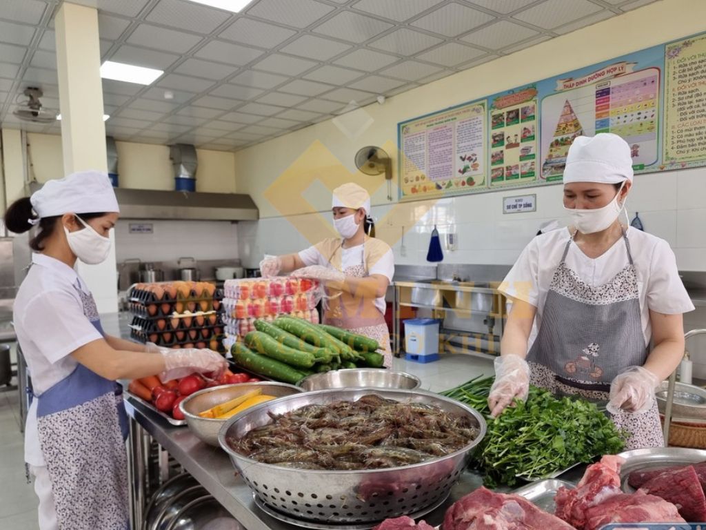 Những điều cần lưu ý trước khi đầu tư vào bếp công nghiệp cho trường học Những điều cần lưu ý trước khi đầu tư vào bếp công nghiệp cho trường học