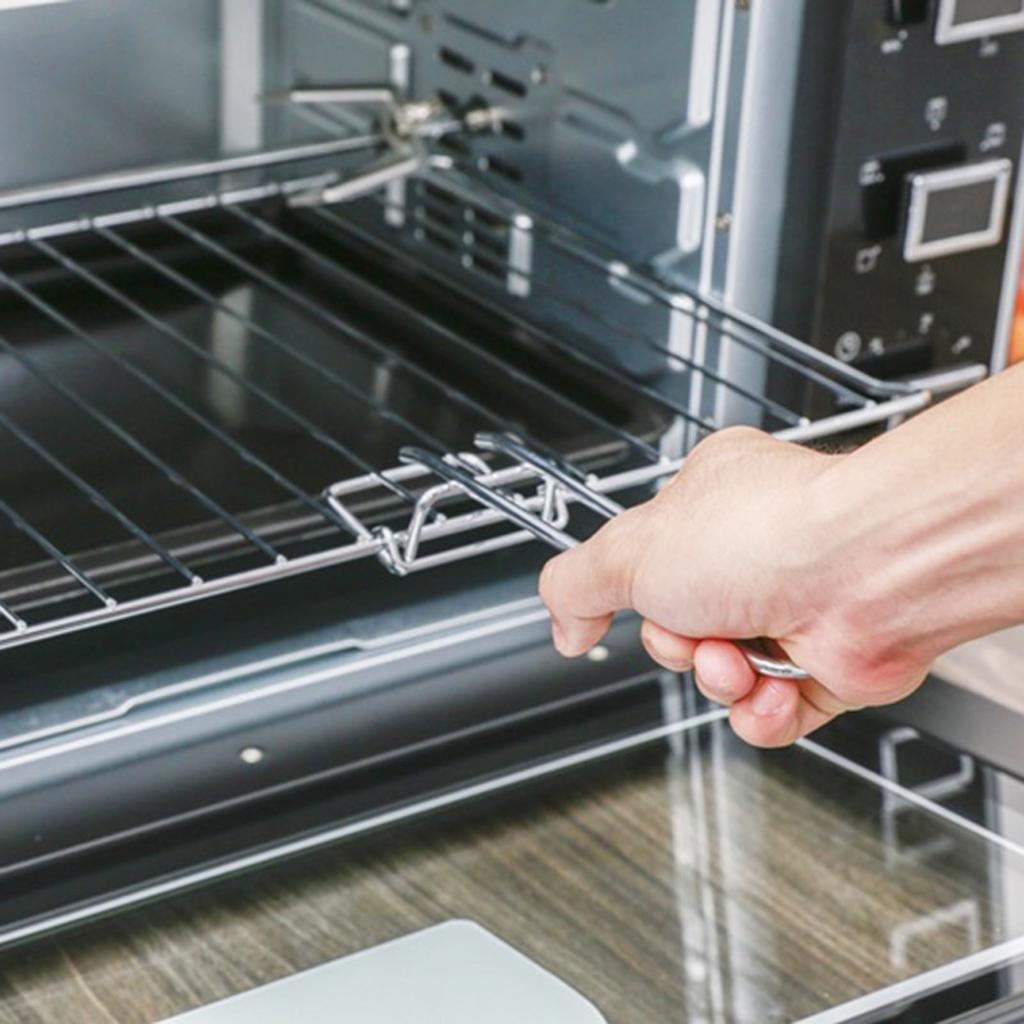 Bảng so sánh kỹ thuật giữa lò nướng Sanaky và các thương hiệu cạnh tranh khác