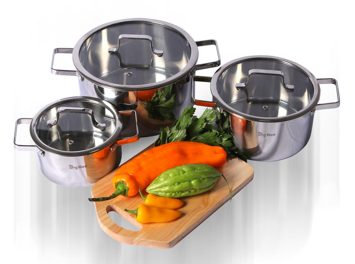 https://cokhihaiminh.com/wp-content/uploads/2025/08/close-up-of-stainless-steel-pot-handle-and-glass-lid-with-steam-on-a-stove-kitchen-interior.jpg