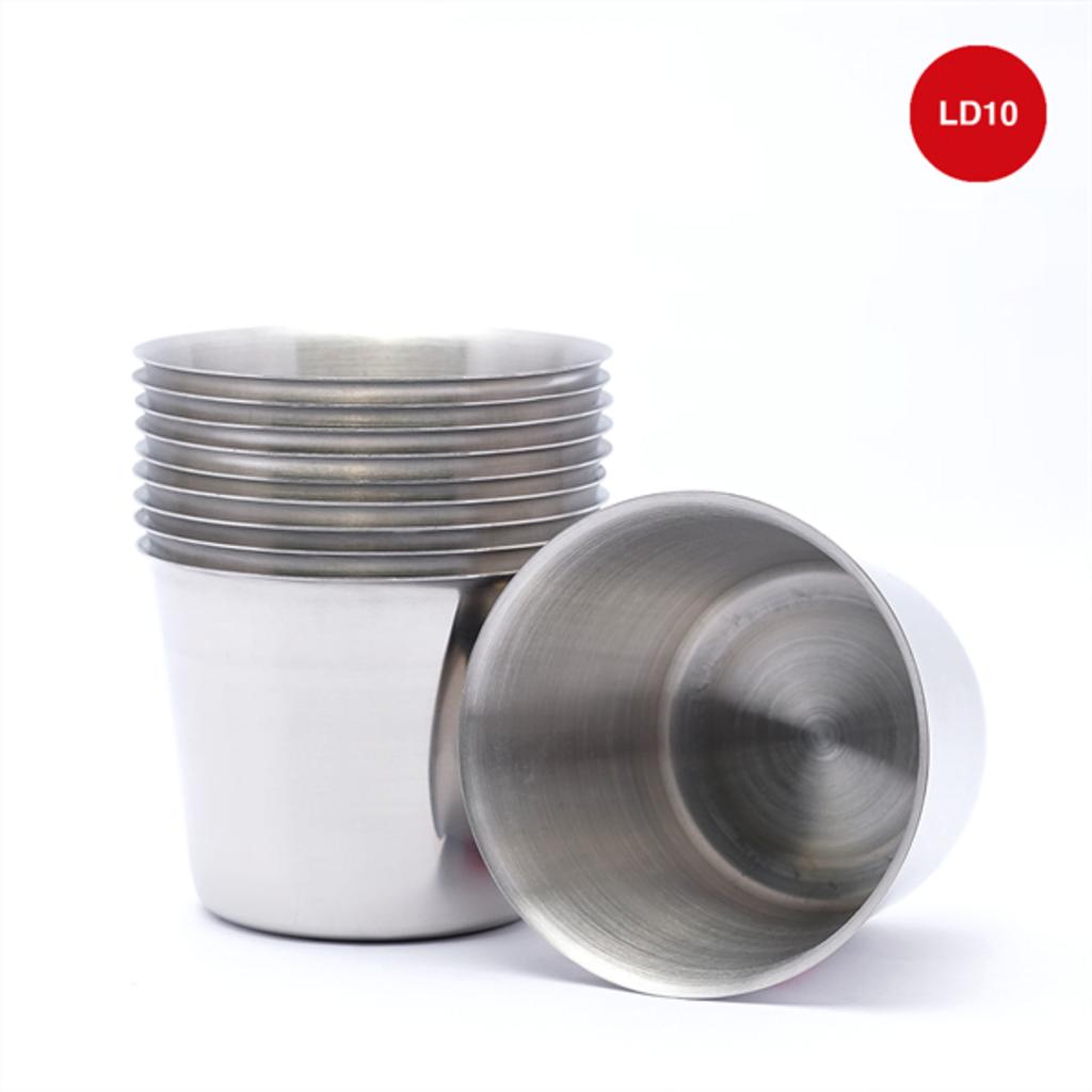 Collage showing stainless steel ice cups features material close up stackable design durability icon beverage use