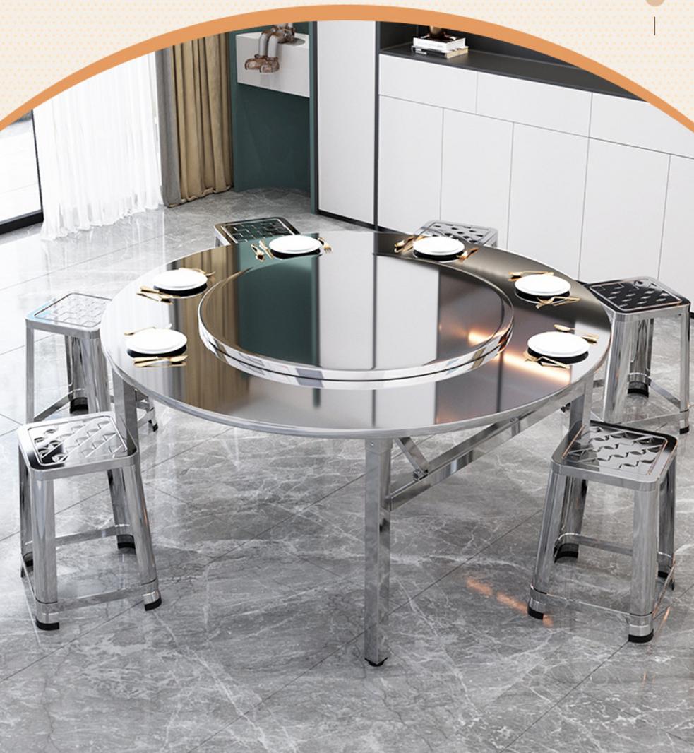Mâm xoay linh hoạt, dễ dàng sử dụng