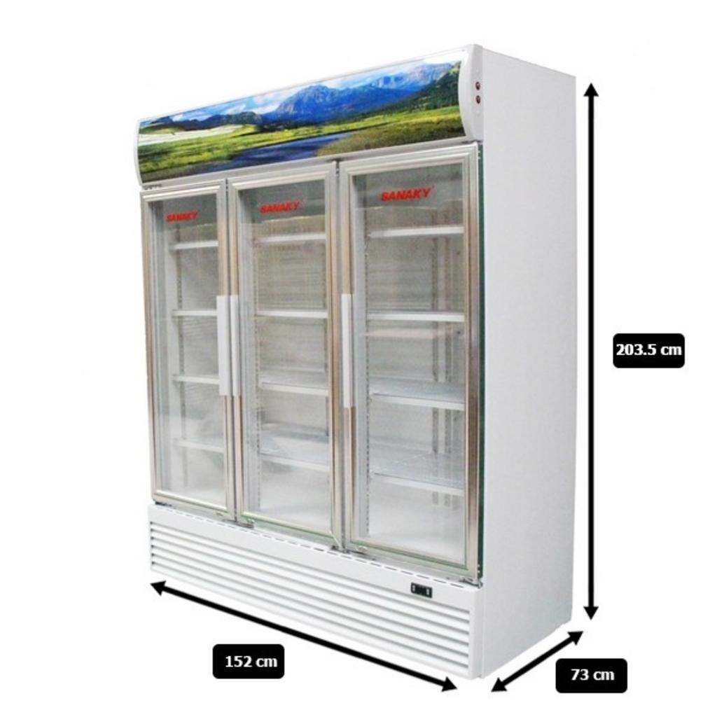Tủ mát 3 cánh Sanaky VH-1520HP dàn Đồng thiết kế của kính trong suốt và dàn lạnh đồng