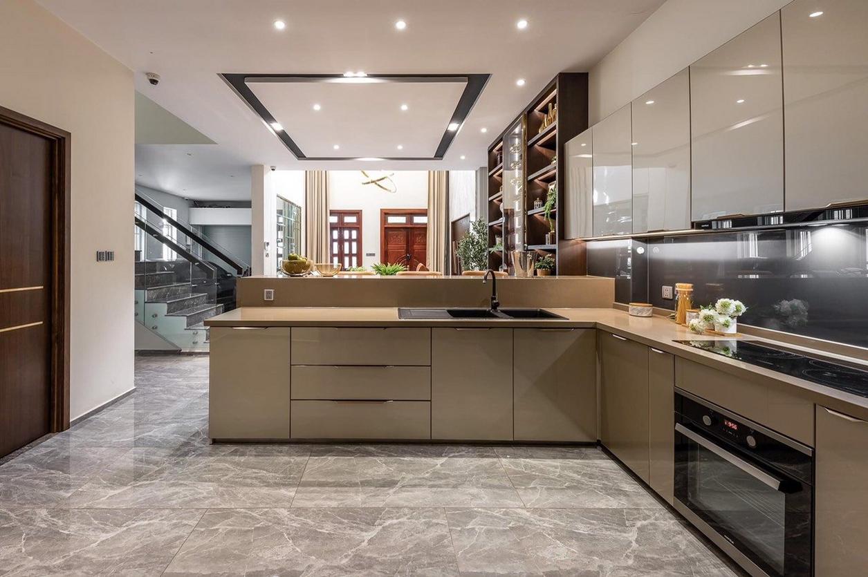 Sơ đồ các lớp vật liệu của tủ bếp inox cánh kính.