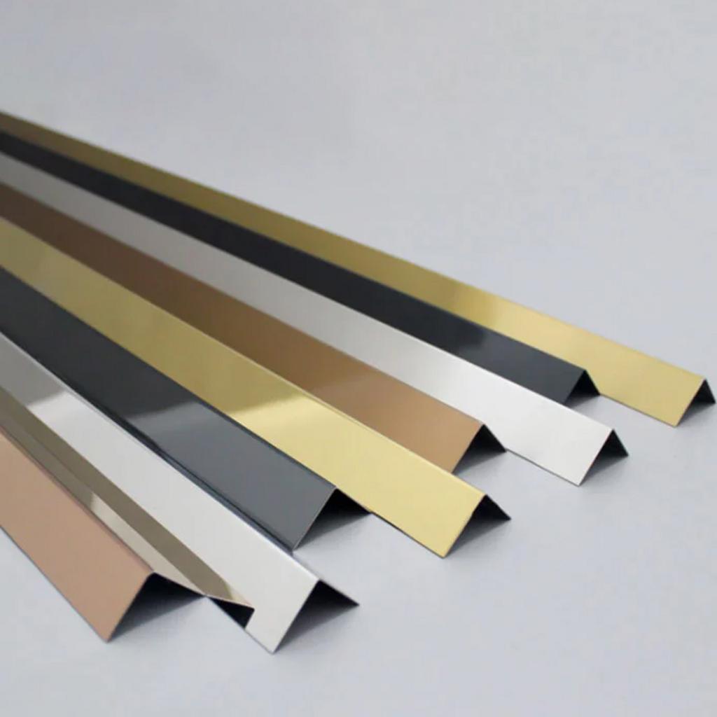 Mô hình báo giá nẹp inox theo mét/chiếc và các yếu tố ảnh hưởng.