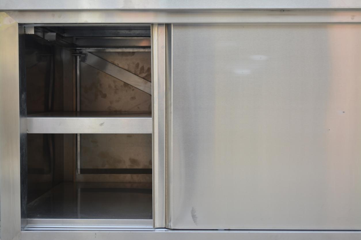 Các kiểu bố trí tủ bếp inox thông dụng phù hợp với từng loại không gian khác nhau.