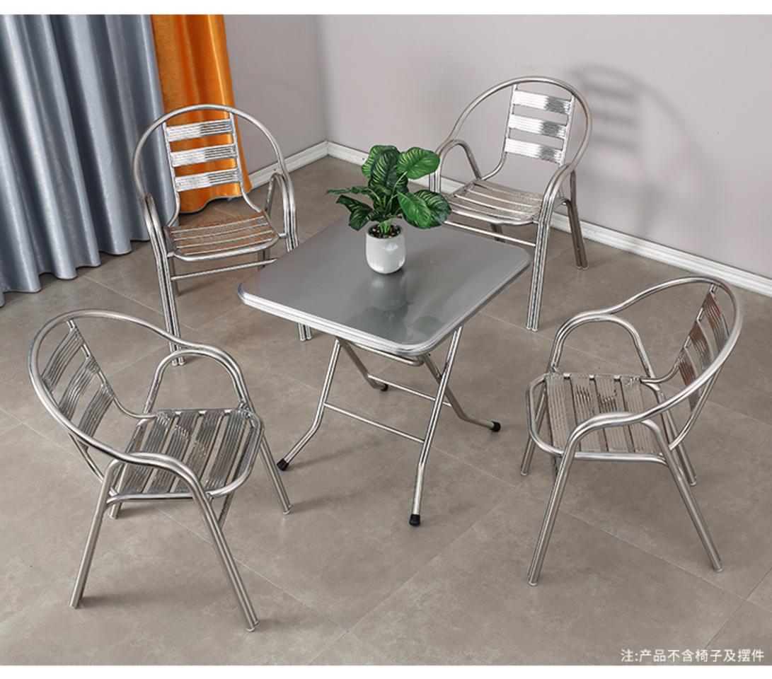 Hình ảnh thực tế từ dự án cung cấp bàn tròn inox cho khách hàng của Hải Minh.