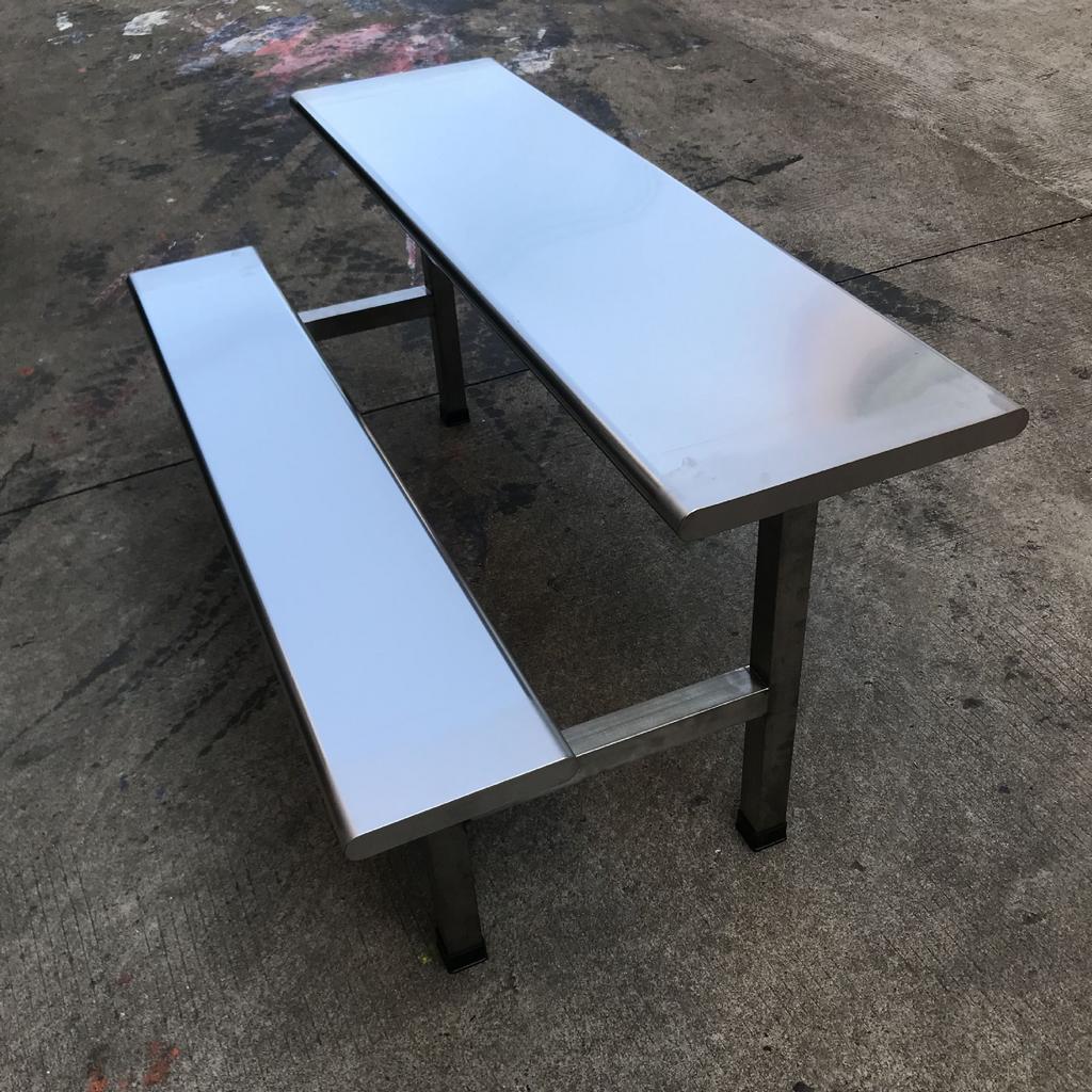 Bản vẽ kỹ thuật chi tiết các bộ phận của bàn ăn inox, chỉ rõ kích thước chân hộp, thanh giằng và độ dày mặt bàn.