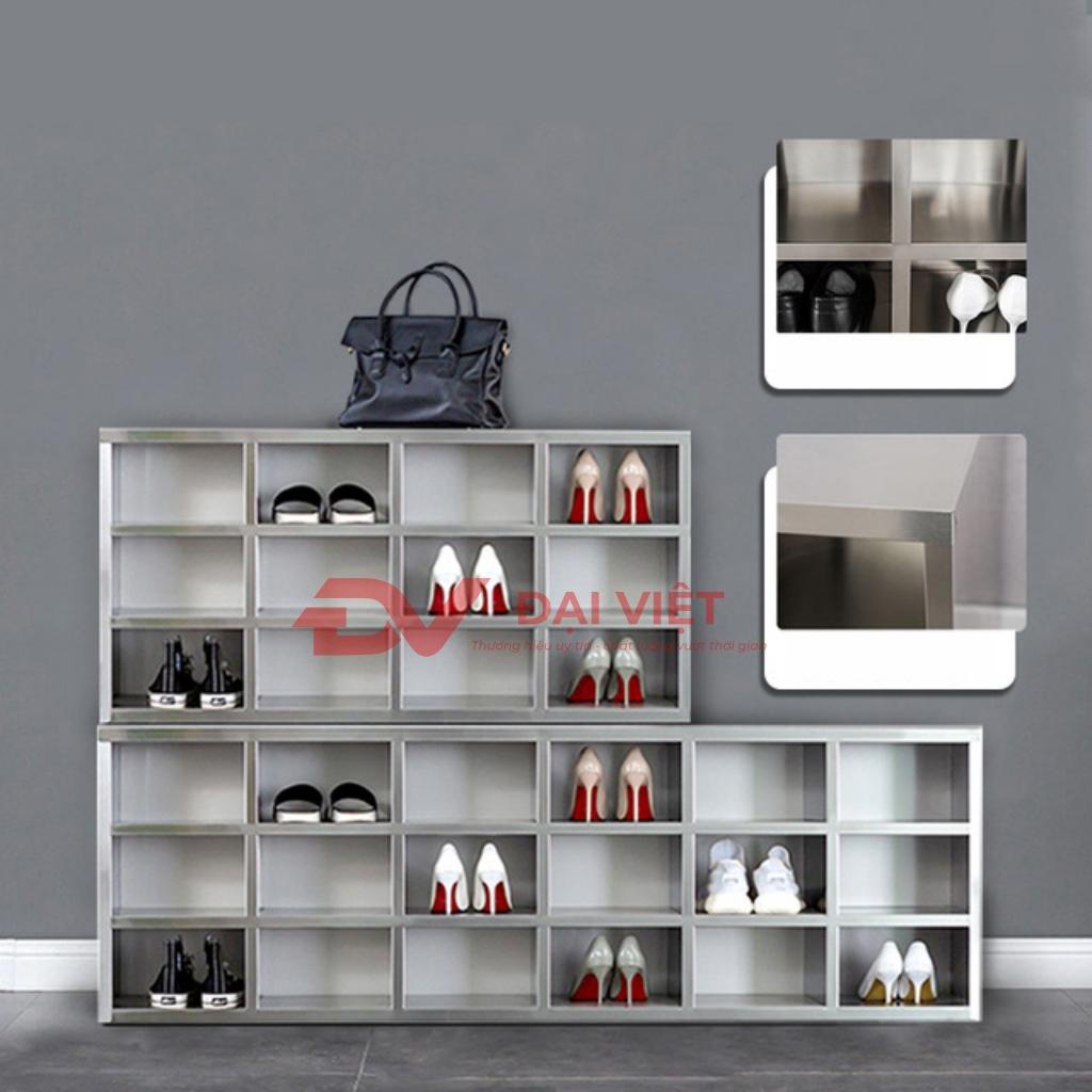 Cận cảnh bề mặt và tem mác phân biệt các loại inox 304, 201 và 430.