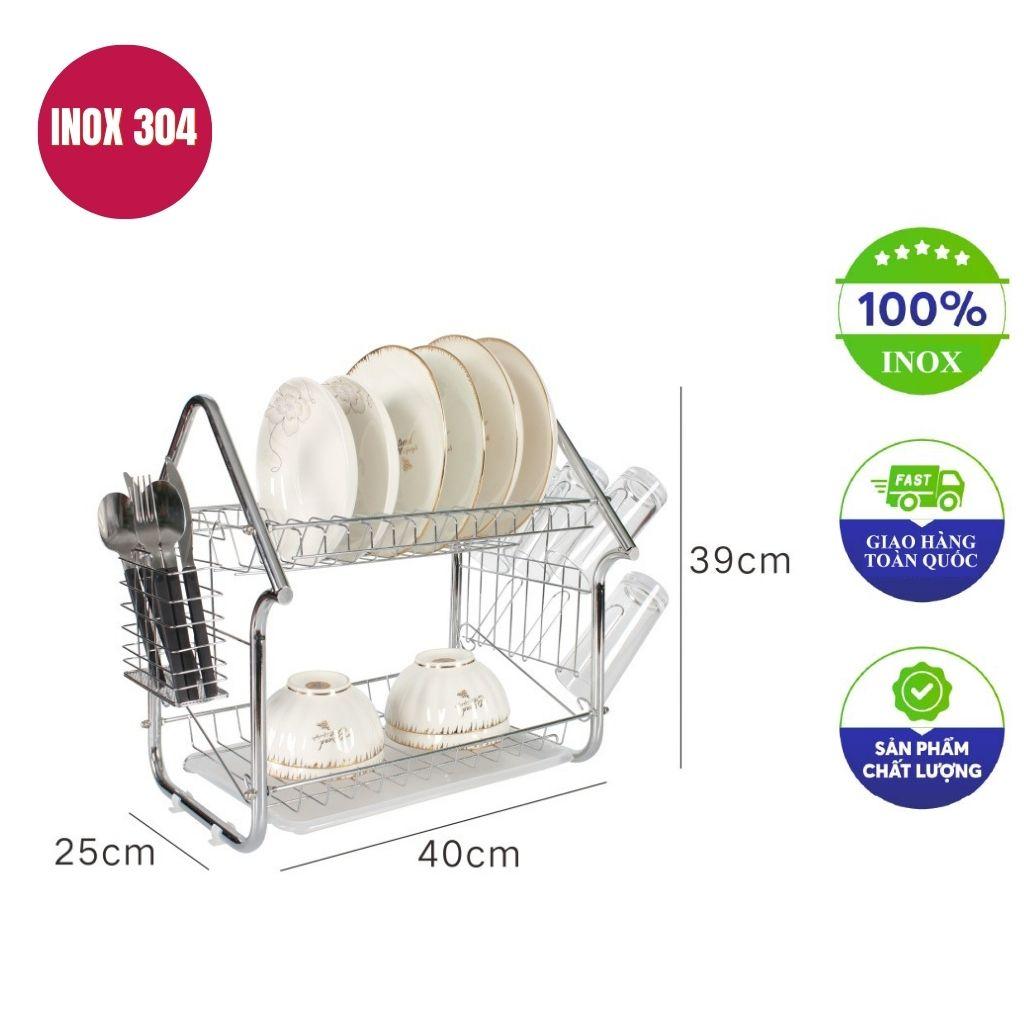 Hệ thống kệ inox công nghiệp được thiết kế riêng cho bếp ăn tập thể.