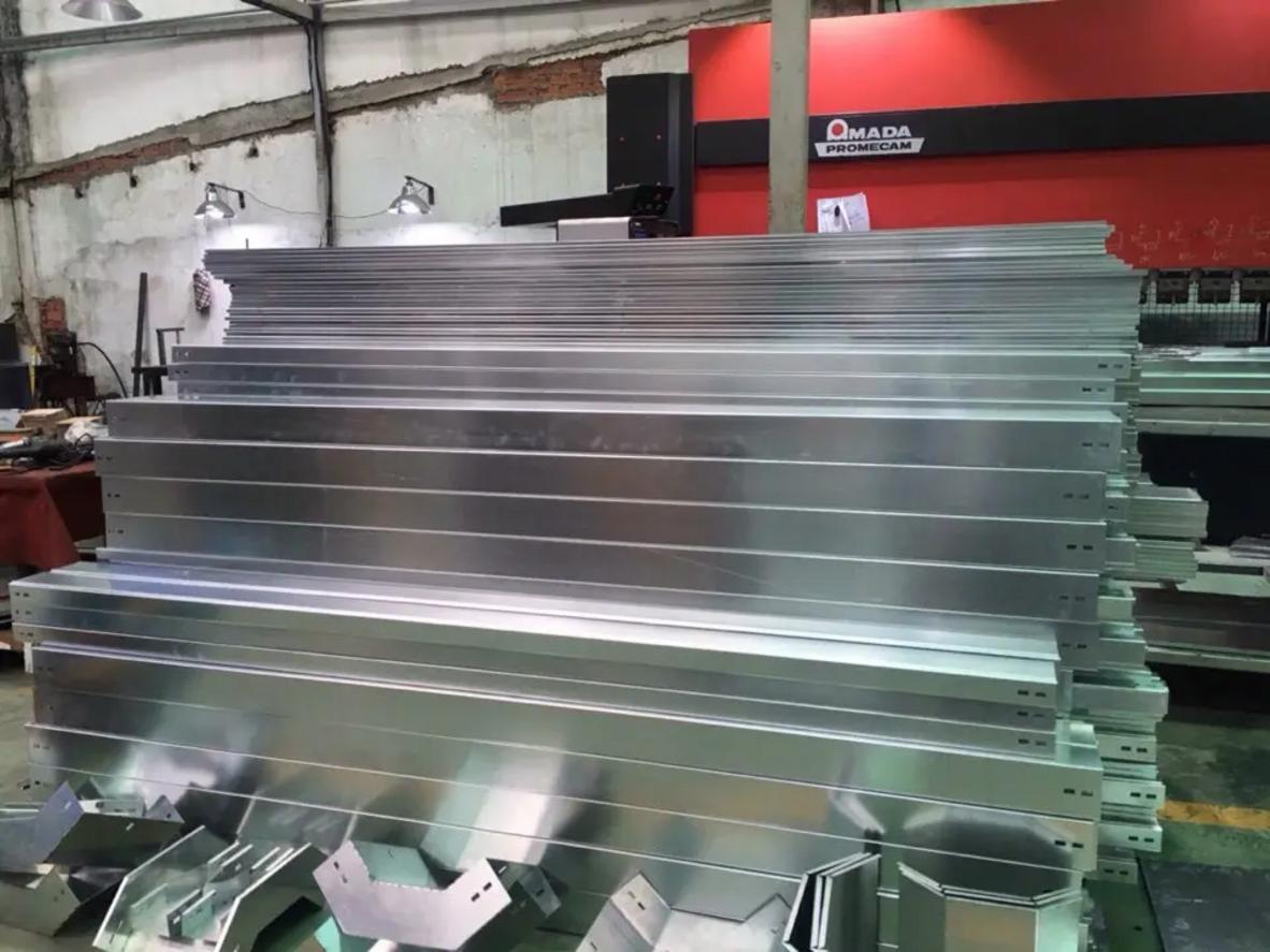 Danh mục sản phẩm chấn dập inox cho nhiều ngành công nghiệp.