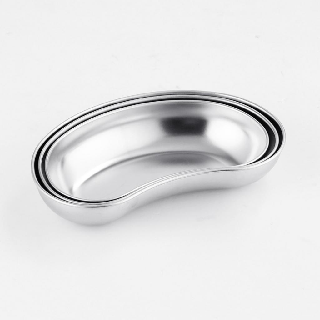 Một phòng phẫu thuật hiện đại được trang bị đầy đủ các thiết bị inox 316 chuyên dụng.