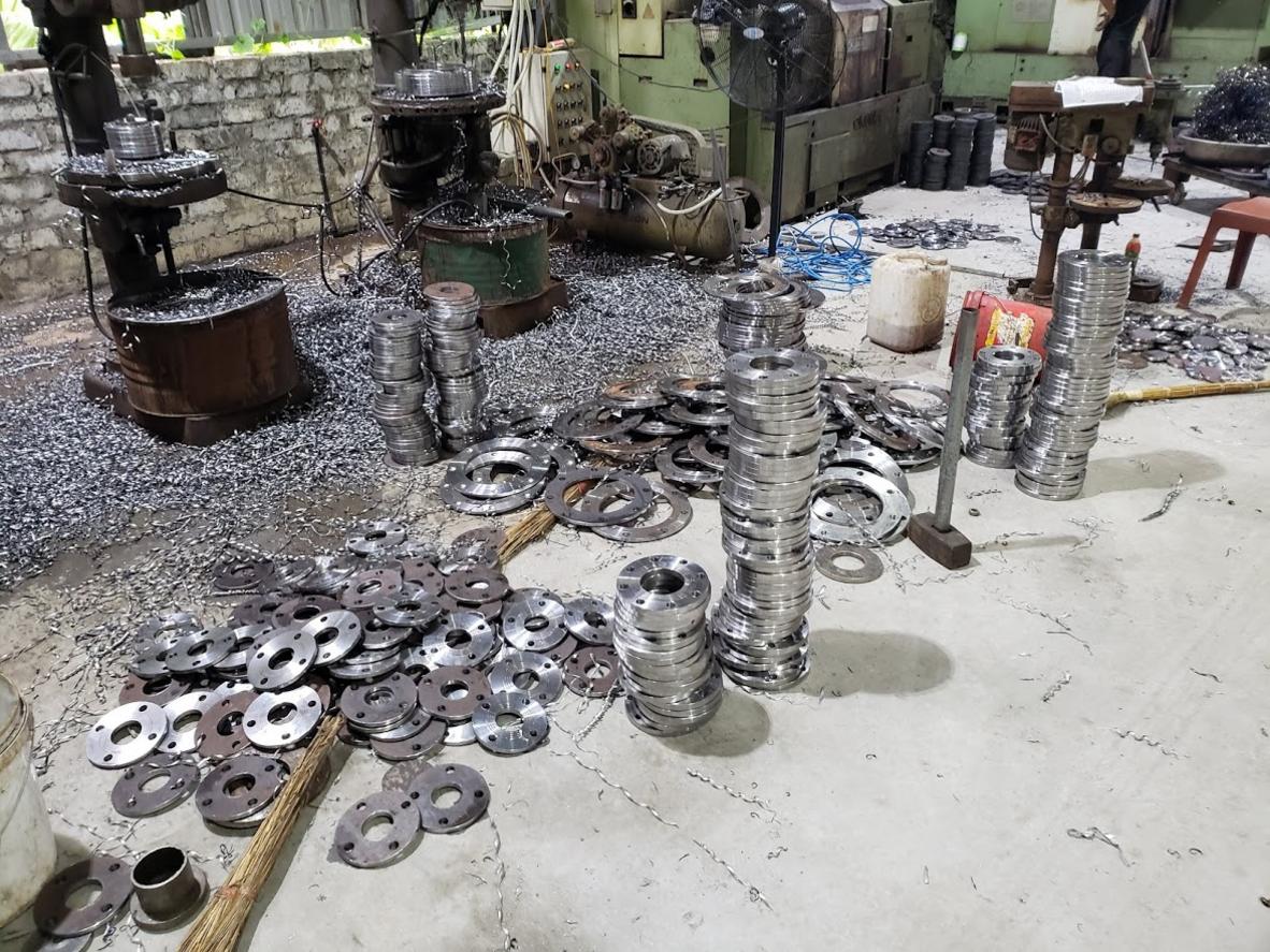 Tiêu chí lựa chọn 304, 316, 316L theo môi trường làm việc và kiểu bích.