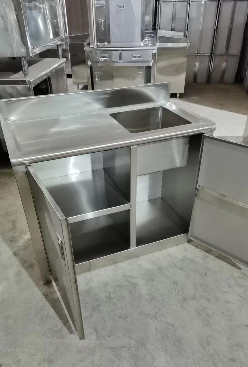 Lưu đồ quy trình thi công chuẩn 10 bước cho tủ bếp công nghiệp.