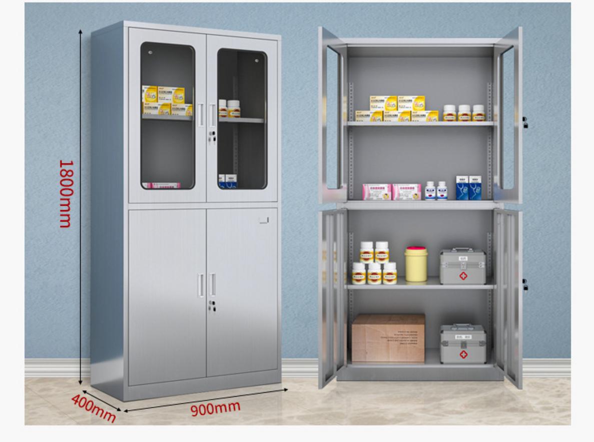 Máy cắt laser CNC đang hoạt động trên tấm inox 304, đảm bảo độ chính xác tuyệt đối.