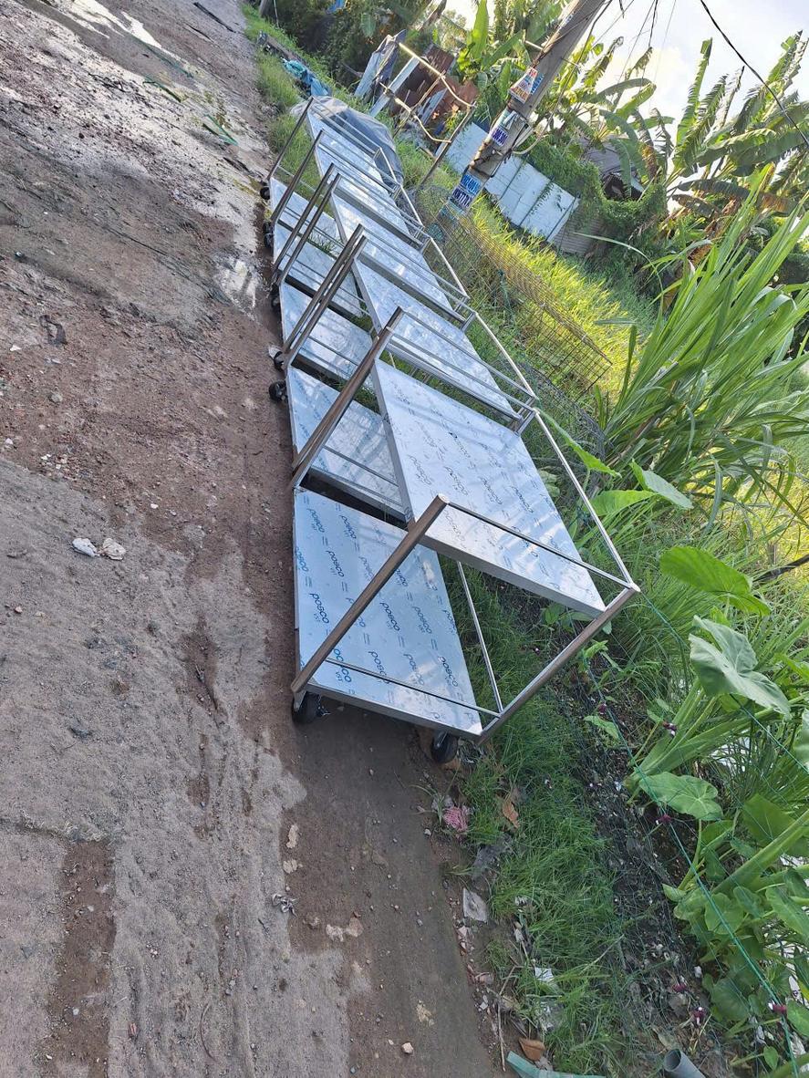 Bảng tiêu chí: ăn mòn, vệ sinh, tải trọng, tuổi thọ, TCO – 304 dẫn đầu.