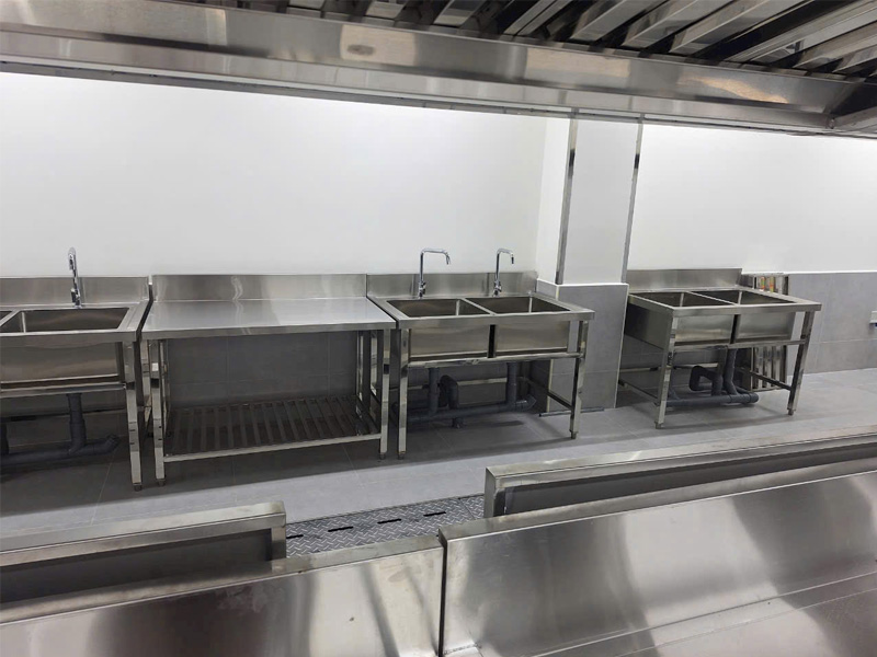 thiết bị bếp công nghiệp