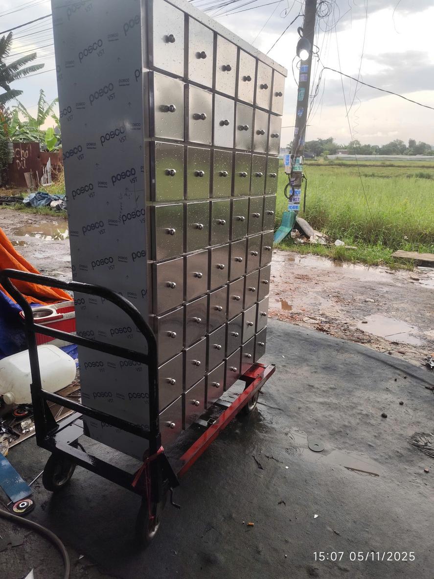 Tủ thuốc inox là giải pháp lưu trữ an toàn và vệ sinh cho mọi cơ sở y tế.