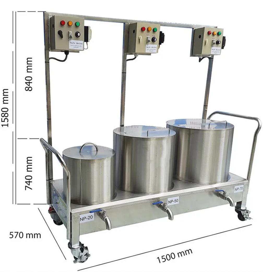 Vệ sinh nồi nấu phở một cách dễ dàng và nhanh chóng thông qua van xả đáy lớn.