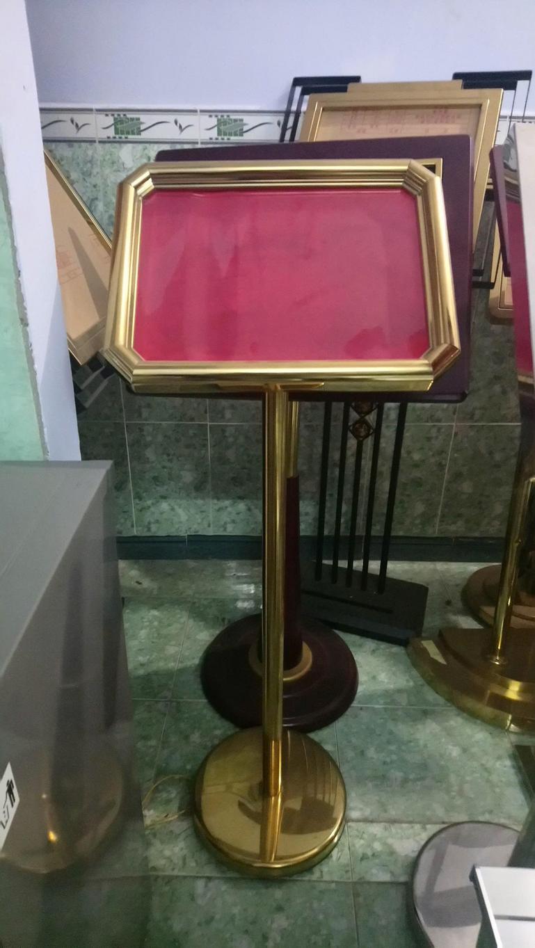 Xưởng gia công inox hiện đại của Cơ Khí Hải Minh với đội ngũ kỹ thuật viên lành nghề.