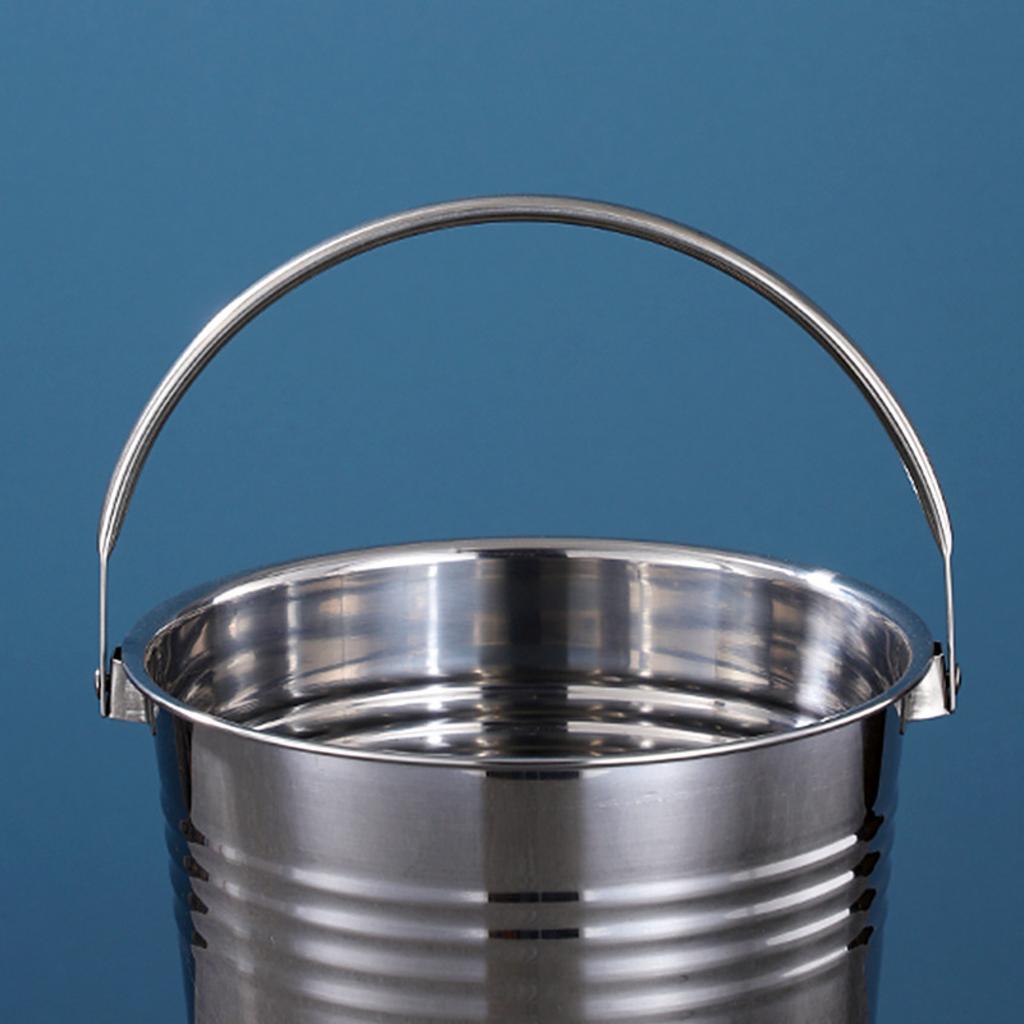 Xưởng gia công inox của Cơ Khí Hải Minh với máy móc hiện đại.