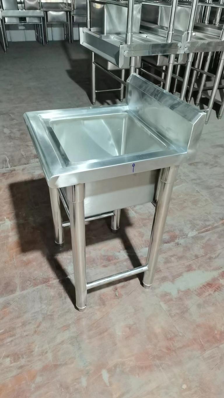 Từ cắt phôi đến hoàn thiện – đóng gói