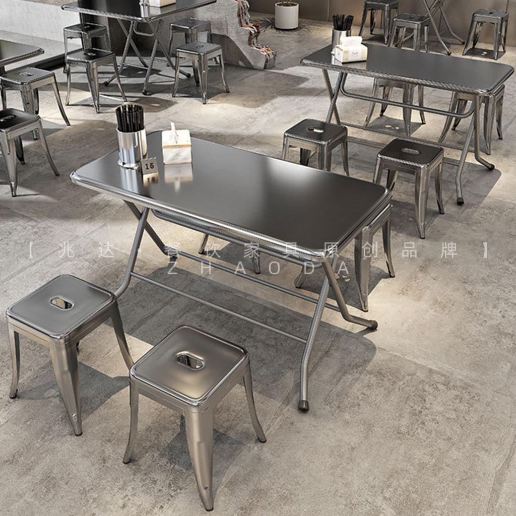 Giải pháp bàn ghế inox theo yêu cầu cho F&B, bếp công nghiệp và sự kiện.