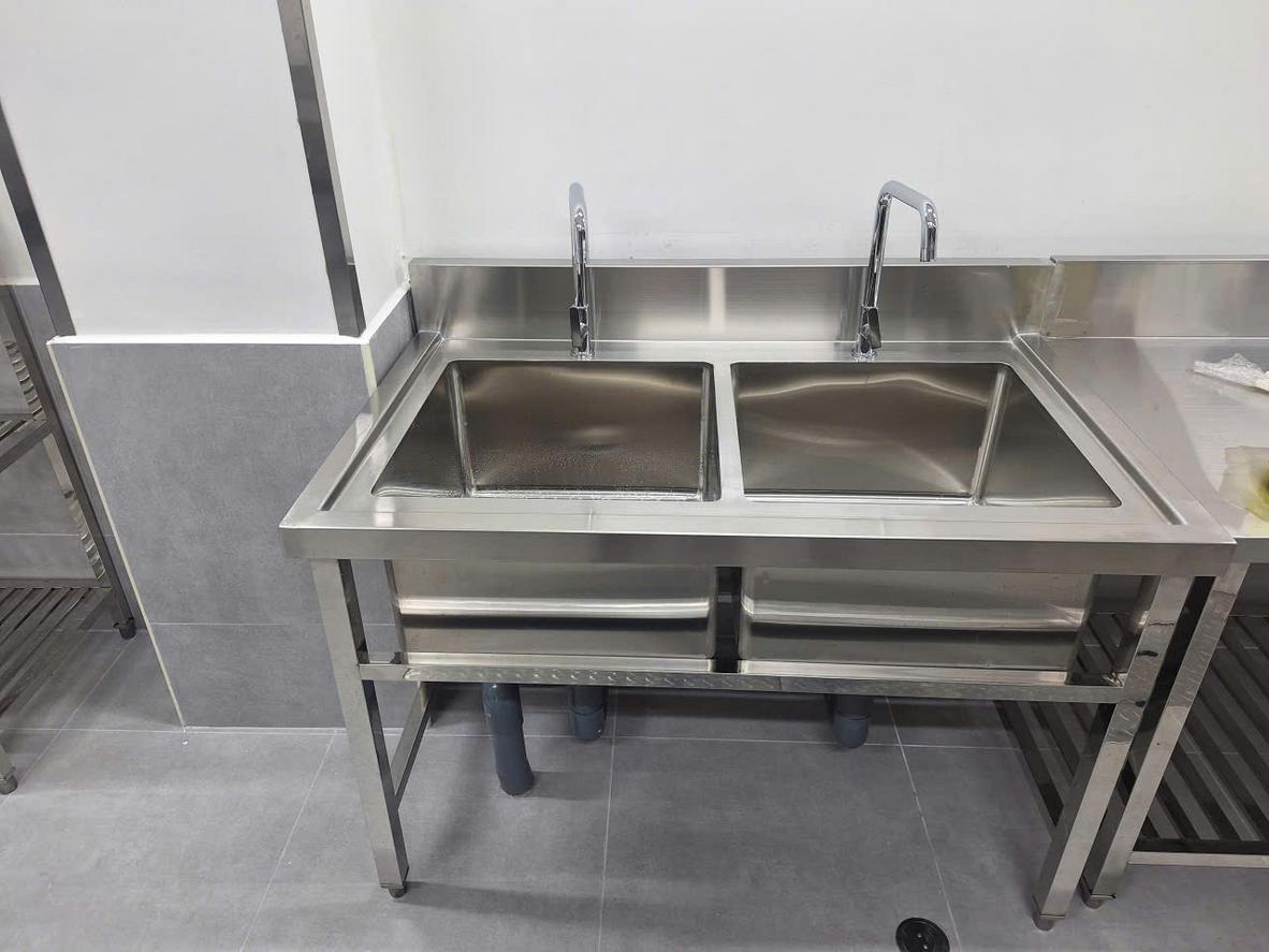 Bản đồ khu vực phục vụ và tuyến vận chuyển chính.