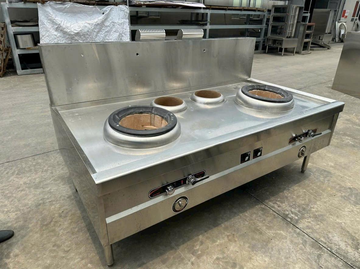 Layout thiết bị tối ưu dòng chảy công việc.