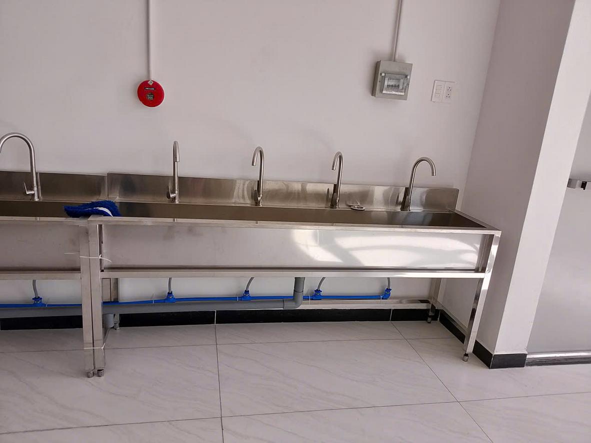 Cụm sơ chế – lưu trữ tối ưu không gian.