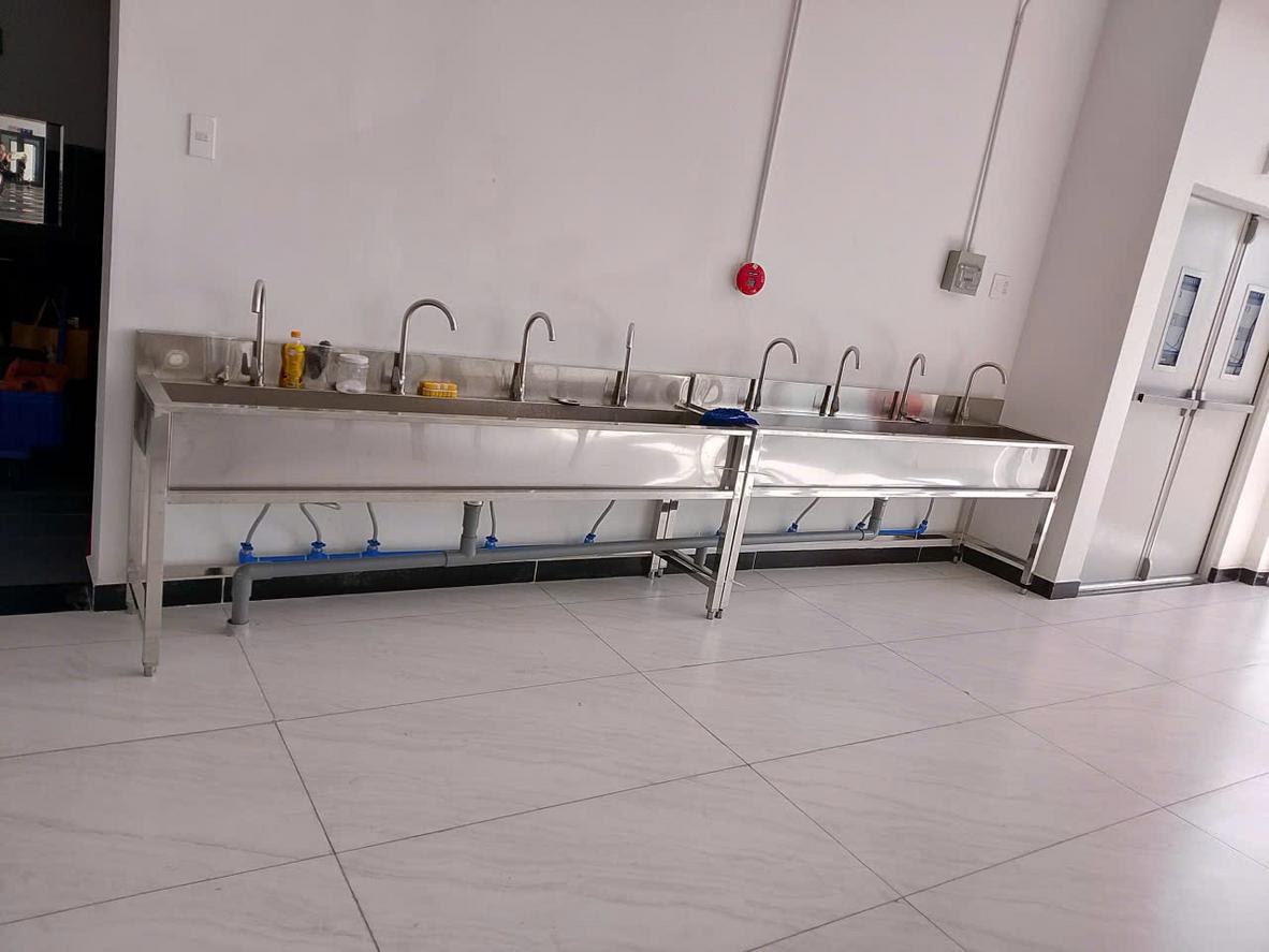 Khung gia cố có thanh tăng cứng đảm bảo chịu lực
